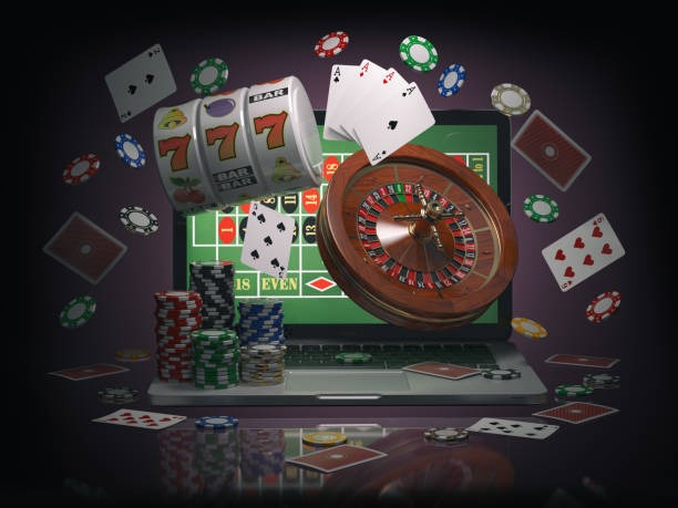 Diamond Empire slot game interface on wahanatoto mobile app showing five reels and gem symbols
